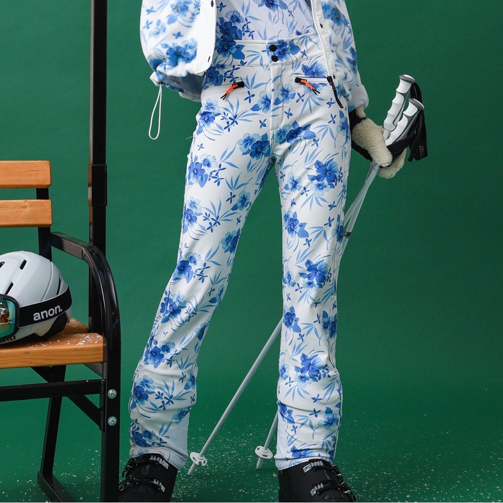 BOGNER FIRE + ICE
X LoveShackFancy Ireen Ski Pant blue floral Size 8 (M) NWT